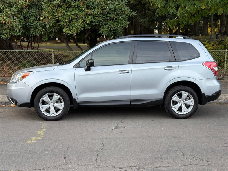 2016 Subaru Forester 2.5i - Photo 2 - Portland, OR 97202