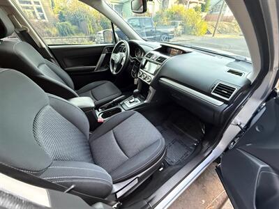 2016 Subaru Forester 2.5i - Photo 12 - Portland, OR 97202
