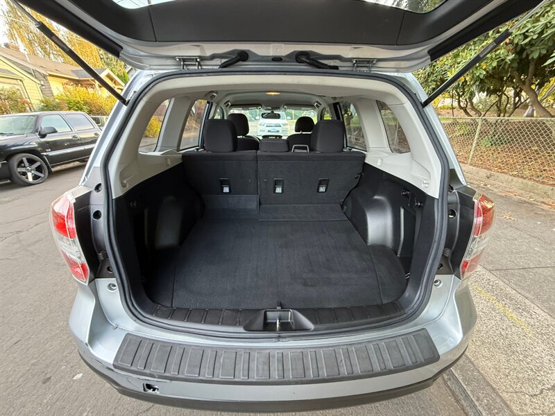 2016 Subaru Forester 2.5i - Photo 8 - Portland, OR 97202