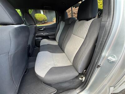 2022 Toyota Tacoma TRD Sport   - Photo 12 - Portland, OR 97202