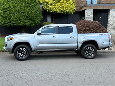 2022 Toyota Tacoma TRD Sport   - Photo 2 - Portland, OR 97202