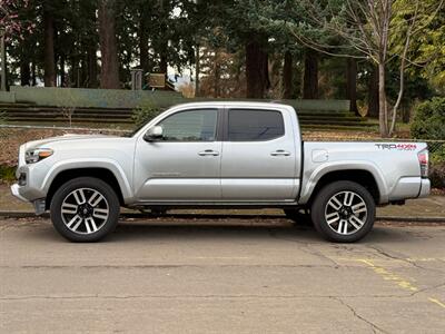 2022 Toyota Tacoma TRD Sport - Photo 2 - Portland, OR 97202