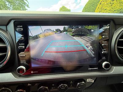 2022 Toyota Tacoma TRD Sport   - Photo 20 - Portland, OR 97202