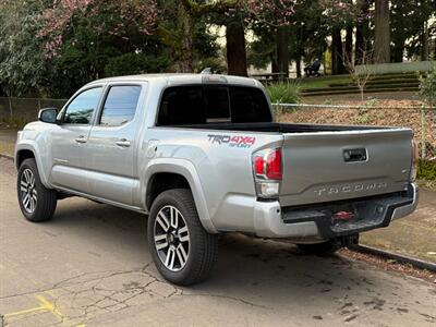 2022 Toyota Tacoma TRD Sport - Photo 3 - Portland, OR 97202
