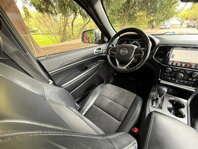 2020 Jeep Grand Cherokee Laredo   - Photo 19 - Portland, OR 97202