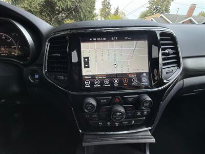 2020 Jeep Grand Cherokee Laredo   - Photo 17 - Portland, OR 97202