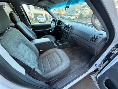 2003 Ford Explorer XLS 4dr XLS   - Photo 11 - Portland, OR 97202