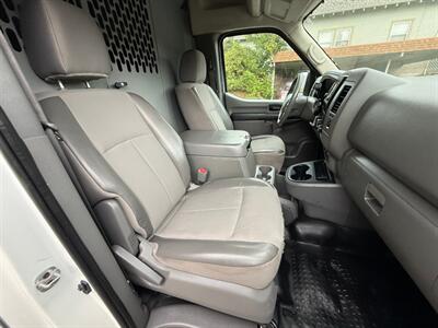 2021 Nissan NV 2500 HD SV   - Photo 15 - Portland, OR 97202
