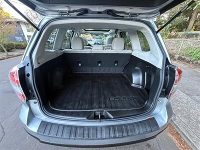 2016 Subaru Forester 2.5i Premium - Photo 8 - Portland, OR 97202