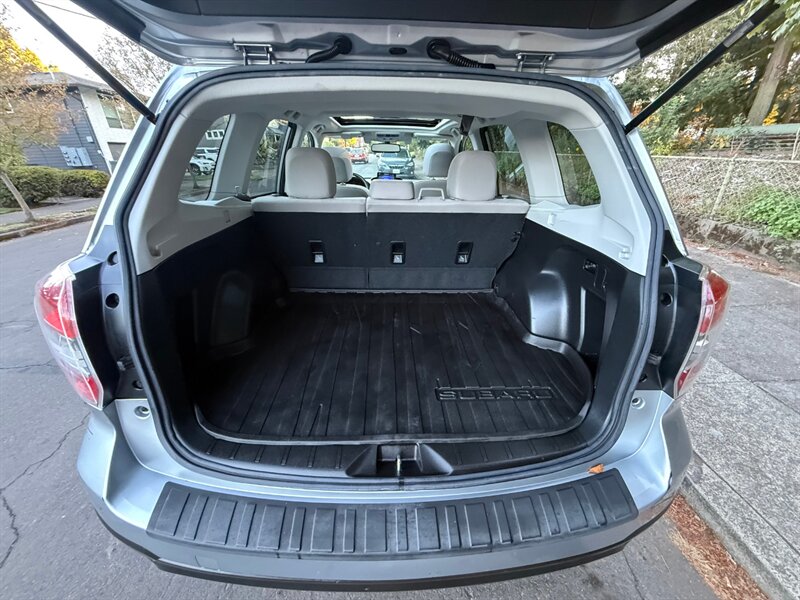 2016 Subaru Forester 2.5i Premium - Photo 8 - Portland, OR 97202