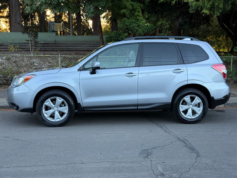 2016 Subaru Forester 2.5i Premium - Photo 2 - Portland, OR 97202
