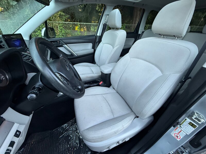 2016 Subaru Forester 2.5i Premium - Photo 12 - Portland, OR 97202