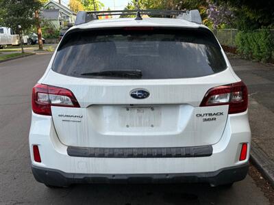 2017 Subaru Outback 3.6R Limited   - Photo 5 - Portland, OR 97202