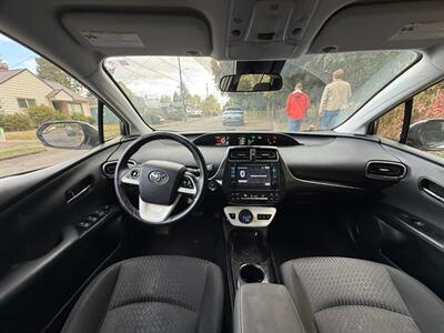 2018 Toyota Prius Prime Premium - Photo 13 - Portland, OR 97202