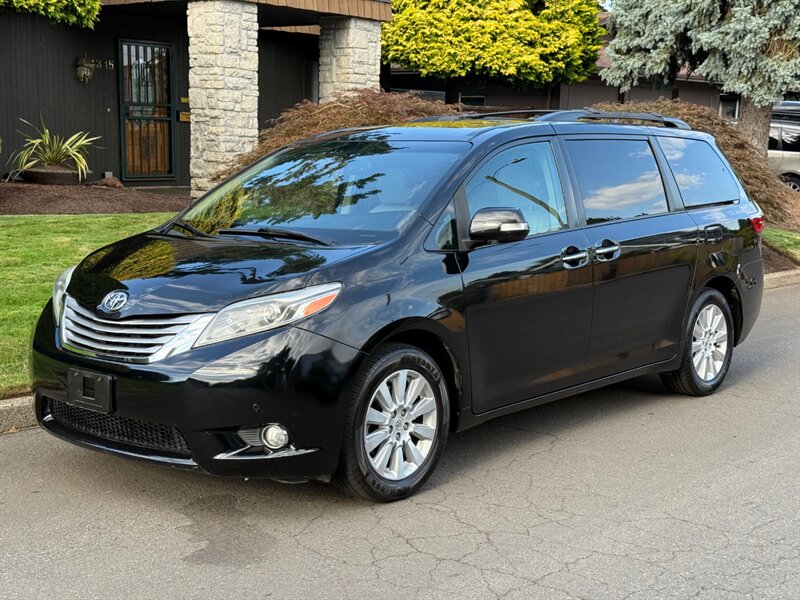 2015 Toyota Sienna Limited 7-Passenger - Photo 1 - Portland, OR 97202