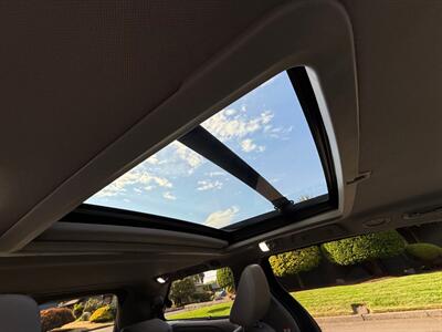 2015 Toyota Sienna Limited 7-Passenger   - Photo 13 - Portland, OR 97202