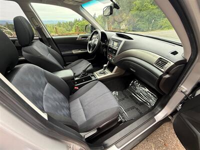 2010 Subaru Forester 2.5X Premium   - Photo 12 - Portland, OR 97202