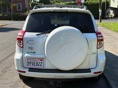 2012 Toyota RAV4 Limited - Photo 5 - Portland, OR 97202
