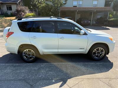 2012 Toyota RAV4 Limited - Photo 6 - Portland, OR 97202