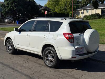 2012 Toyota RAV4 Limited - Photo 3 - Portland, OR 97202