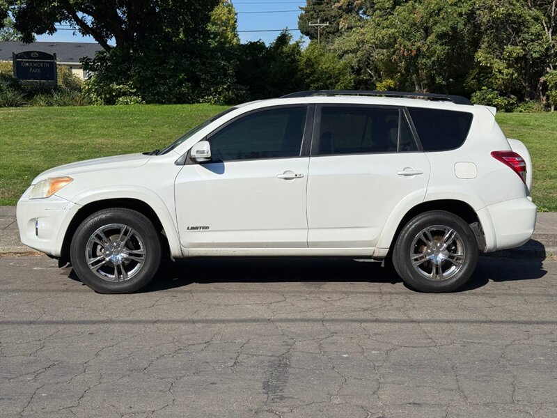 2012 Toyota RAV4 Limited - Photo 2 - Portland, OR 97202