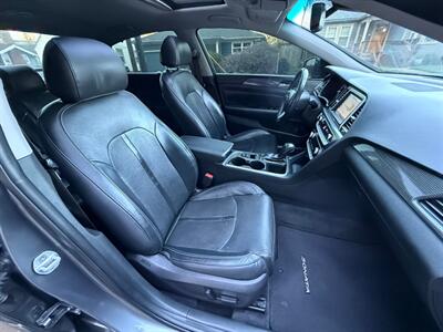 2018 Hyundai SONATA Limited   - Photo 11 - Portland, OR 97202