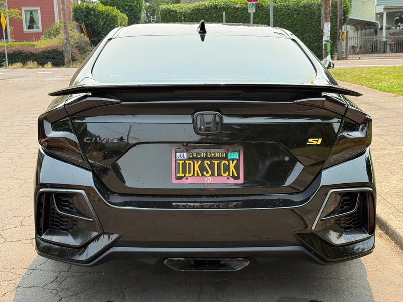 2020 Honda Civic Si - Photo 5 - Portland, OR 97202