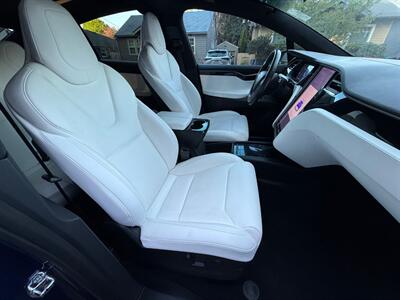 2019 Tesla Model X Standard Range   - Photo 12 - Portland, OR 97202