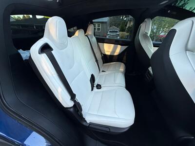 2019 Tesla Model X Standard Range   - Photo 14 - Portland, OR 97202