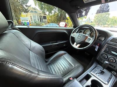 2011 Dodge Challenger R/T   - Photo 16 - Portland, OR 97202