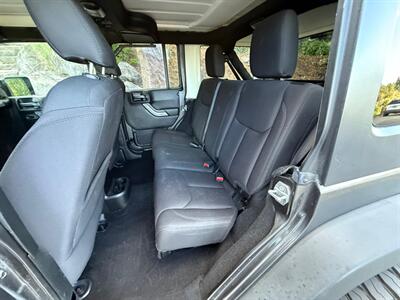 2017 Jeep Wrangler Unlimited Sport S   - Photo 17 - Portland, OR 97202