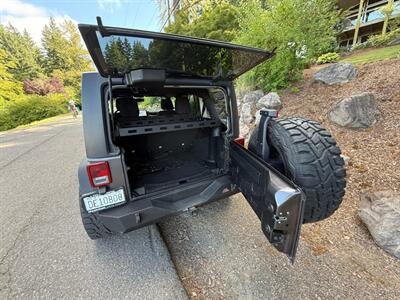 2017 Jeep Wrangler Unlimited Sport S   - Photo 6 - Portland, OR 97202