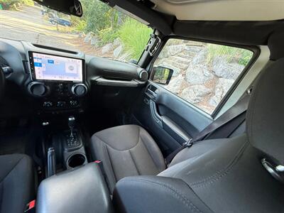 2017 Jeep Wrangler Unlimited Sport S   - Photo 20 - Portland, OR 97202