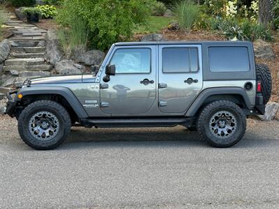 2017 Jeep Wrangler Unlimited Sport S   - Photo 2 - Portland, OR 97202