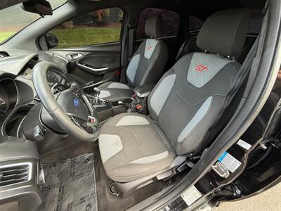 2017 Ford Focus ST   - Photo 11 - Portland, OR 97202