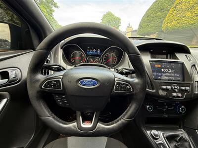 2017 Ford Focus ST   - Photo 20 - Portland, OR 97202