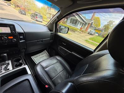 2015 Nissan Titan SL - Photo 16 - Portland, OR 97202