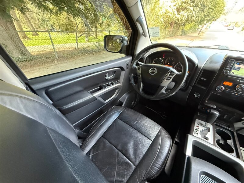 2015 Nissan Titan SL - Photo 17 - Portland, OR 97202