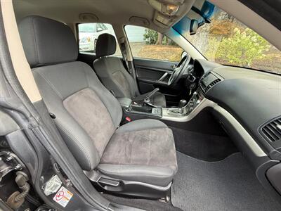 2009 Subaru Outback 2.5i Special Edition   - Photo 12 - Portland, OR 97202