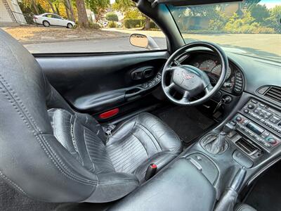1998 Chevrolet Corvette   - Photo 18 - Portland, OR 97202