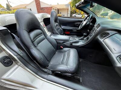 1998 Chevrolet Corvette   - Photo 16 - Portland, OR 97202