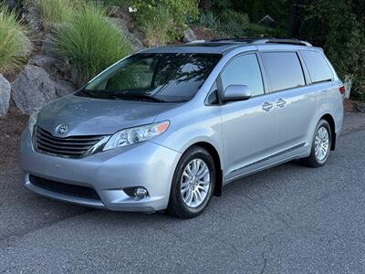 2015 Toyota Sienna XLE Premium 8-Passenger   - Photo 1 - Portland, OR 97202