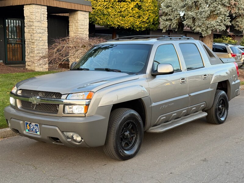 2002 Chevrolet Avalanche 1500 4dr 1500   - Photo 1 - Portland, OR 97202