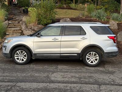 2018 Ford Explorer XLT - Photo 2 - Portland, OR 97202
