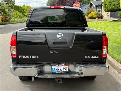 2012 Nissan Frontier SV V6 - Photo 5 - Portland, OR 97202