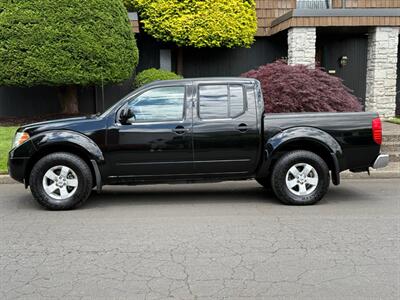 2012 Nissan Frontier SV V6 - Photo 2 - Portland, OR 97202