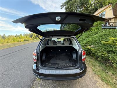 2015 Subaru Forester 2.5i   - Photo 7 - Portland, OR 97202