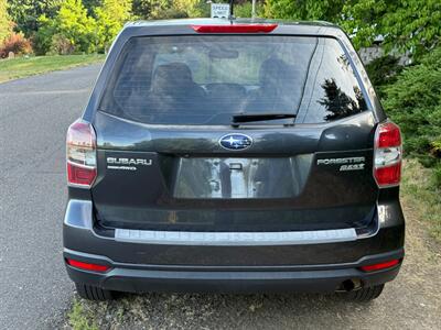 2015 Subaru Forester 2.5i   - Photo 5 - Portland, OR 97202
