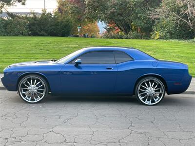 2010 Dodge Challenger SE   - Photo 2 - Portland, OR 97202