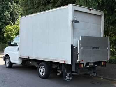 2017 Chevrolet Express 3500 box truck w/ tommy gate lift - Photo 3 - Portland, OR 97202